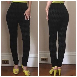 Laura Byrnes California Pants Black Harlequin -NWT